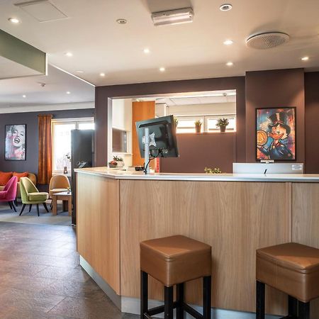 Thon Partnerhotel Storgata Kristiansund Buitenkant foto